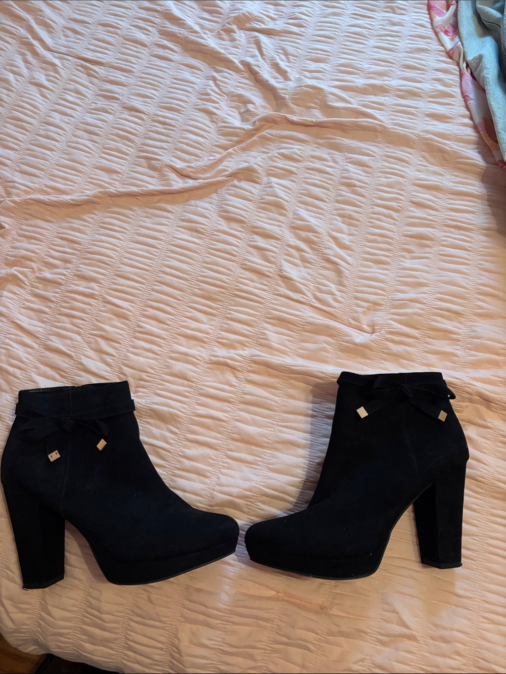 LC Lauren Conrad Black Suede Bow Platform Ankle Booties